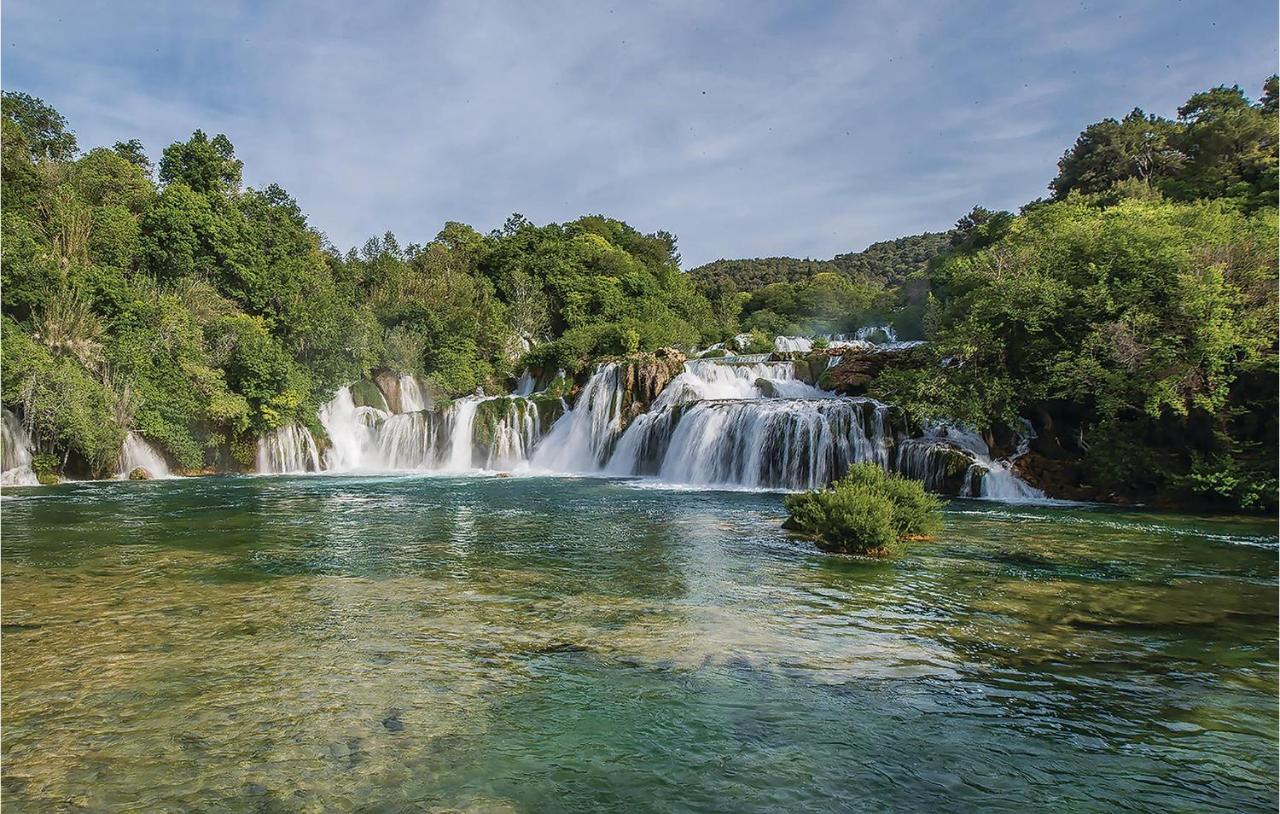 Lovely Home In Sibenik-Brodarica With Kitchen Donje Polje ภายนอก รูปภาพ